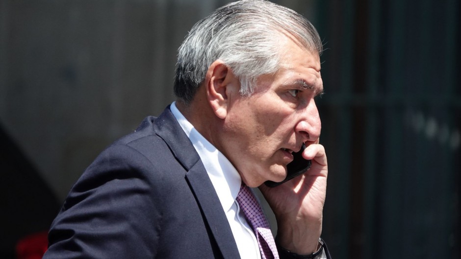 Mal momento de Adán Augusto en los sondeos