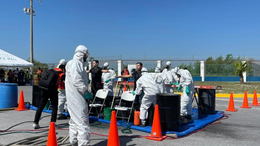 Participan 100 personas en simulacro de derrame químico para fortalecer la capacidad de respuesta ante emergencias