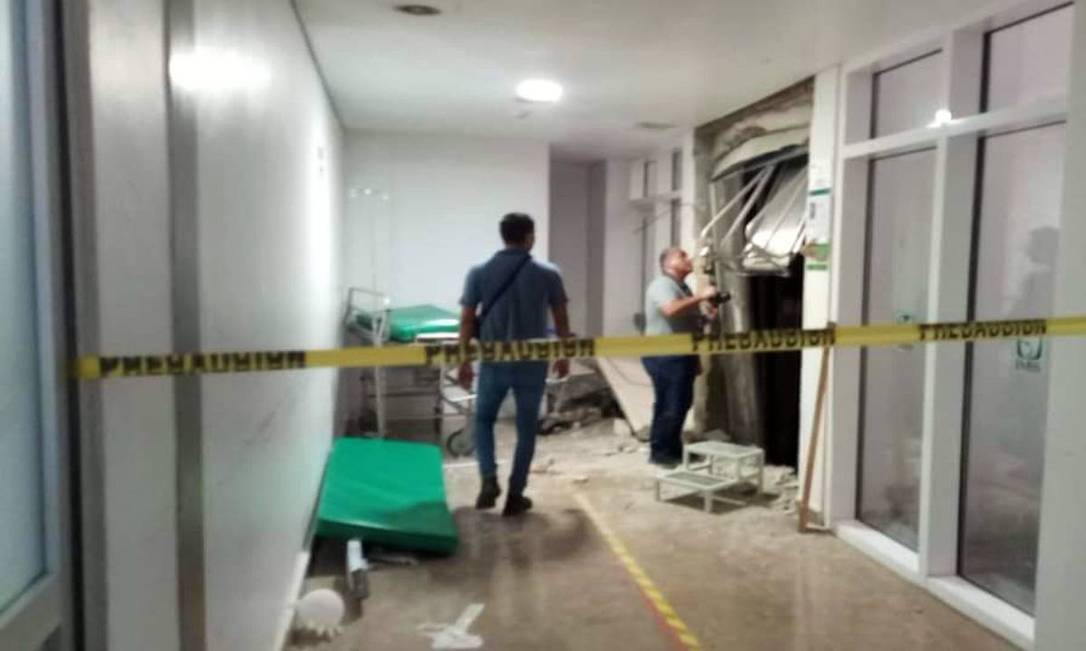 IMSS admite fallas en elevadores tras fatal incidente, culpa compras de 2016
