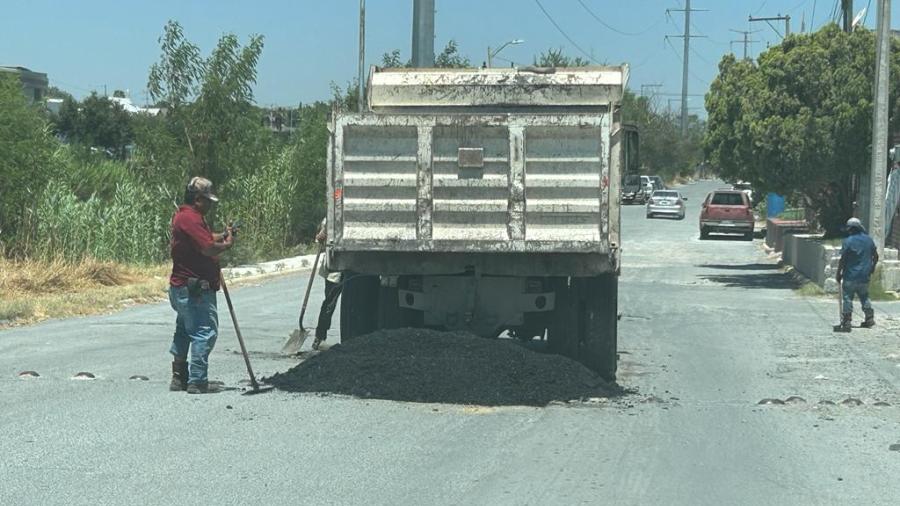 Gobierno de Reynosa Repara Calles con Asfalto Donado por Pemex