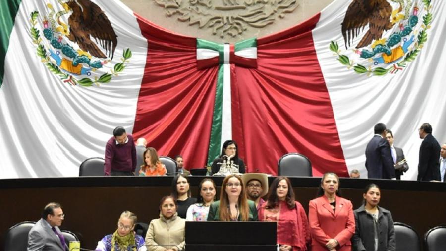 Aprueba reformas para prevenir prácticas de odio y discriminación en las redes sociales