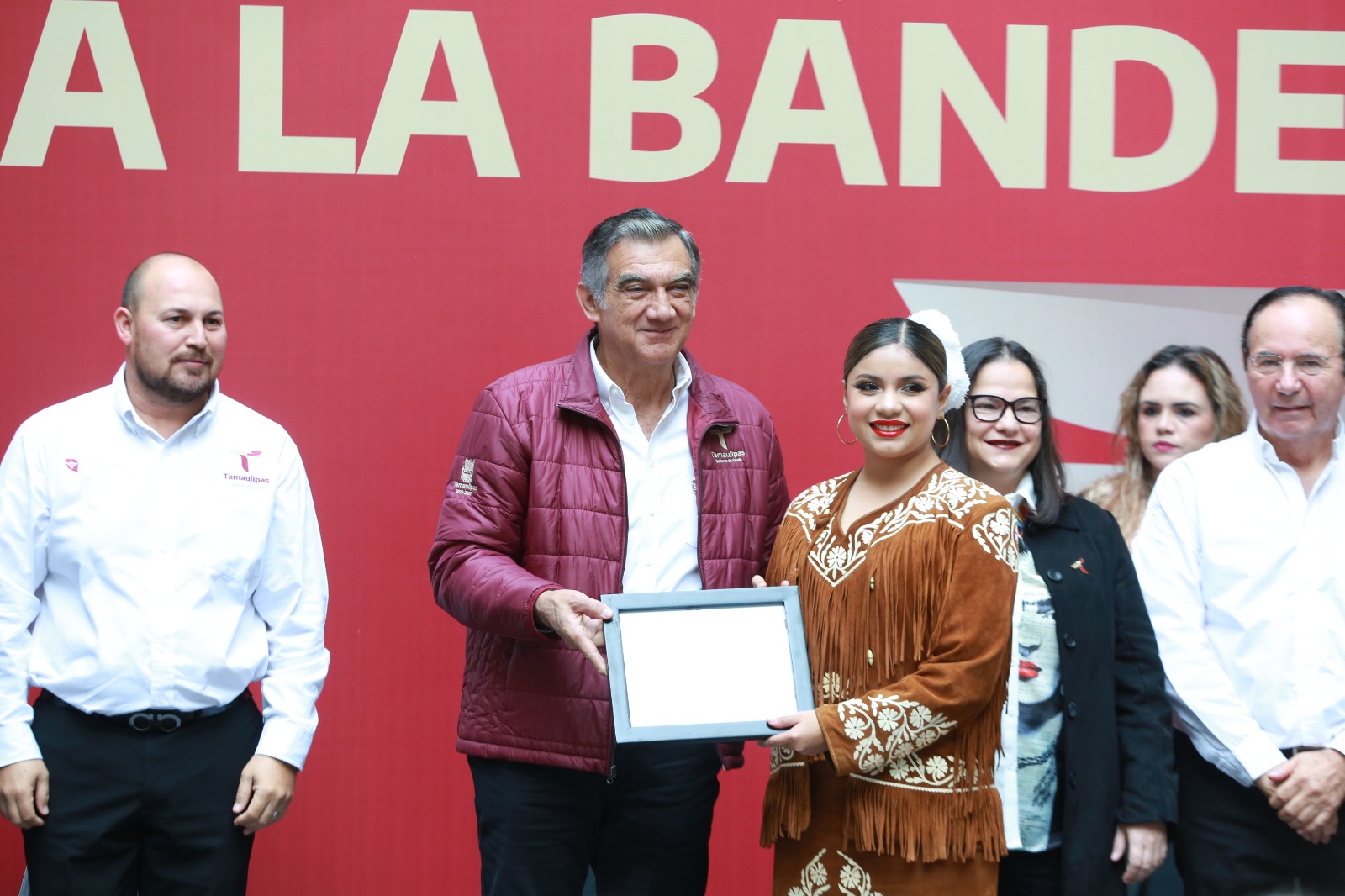 Entrega Gobernador 117 mdp en becas y reconoce a los alumnos destacados de Tamaulipas