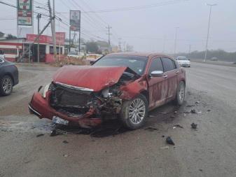 Ebrio conductor provoca accidente en carretera a Río Bravo