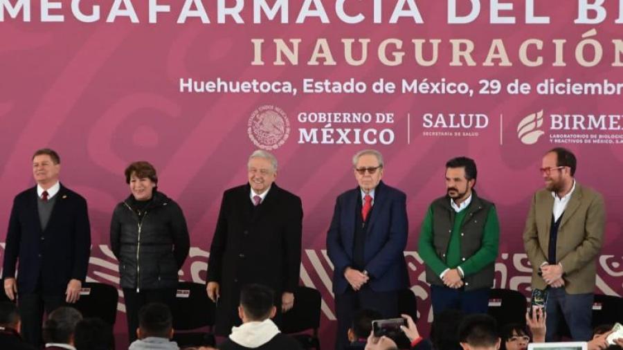 Inaugura AMLO la Megafarmacia del Bienestar