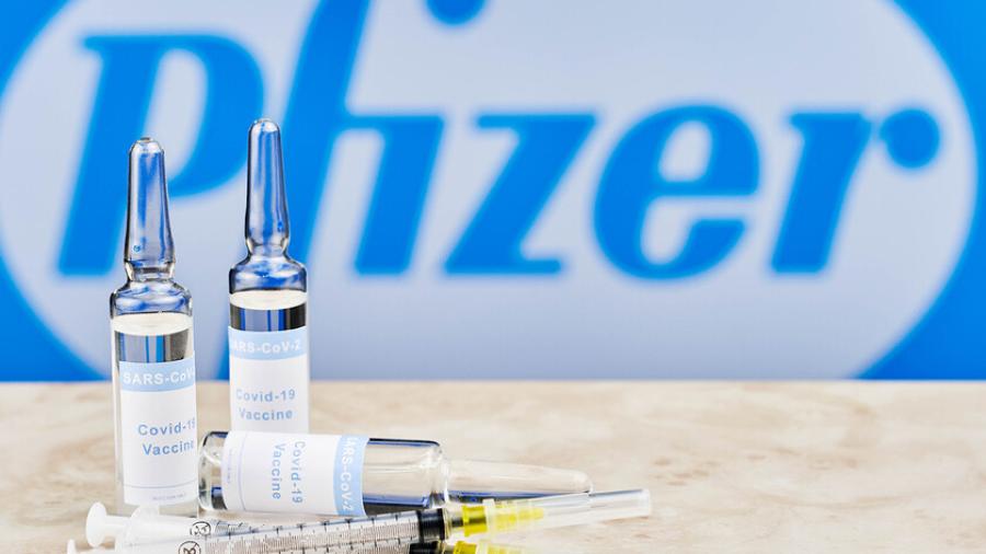 Vacuna Pfizer contra COVID-19 estará disponible a partir de esta semana en estas farmacias
