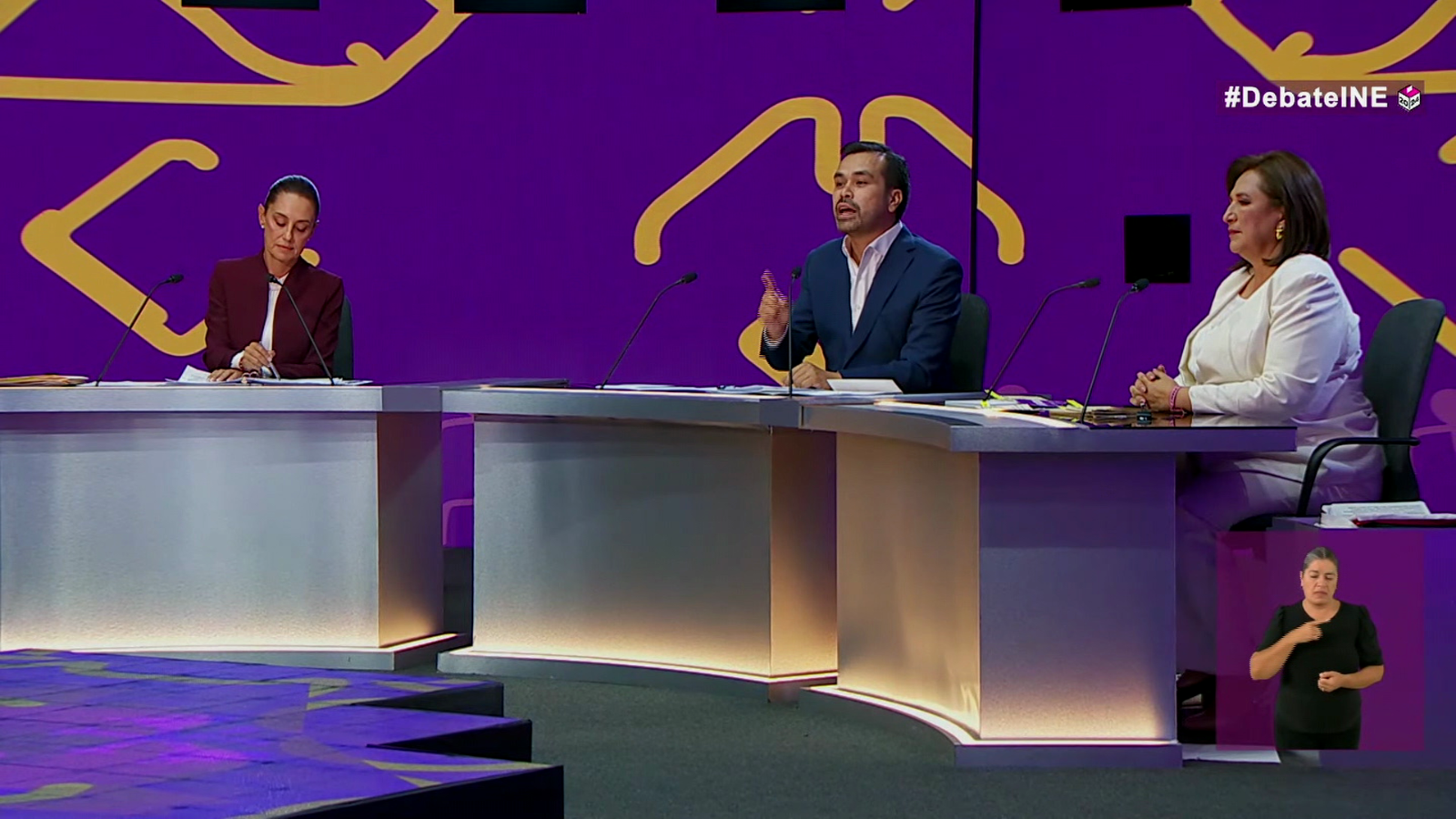 INE aprueba a Luisa Cantú, Elena Arcila y Javier Solórzano como moderadores del tercer debate presidencial