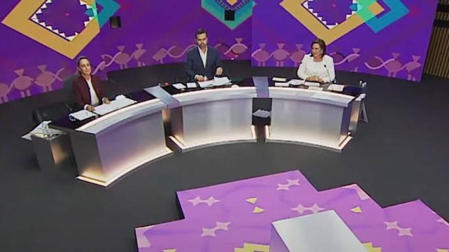 INE explica fallas del reloj en debate