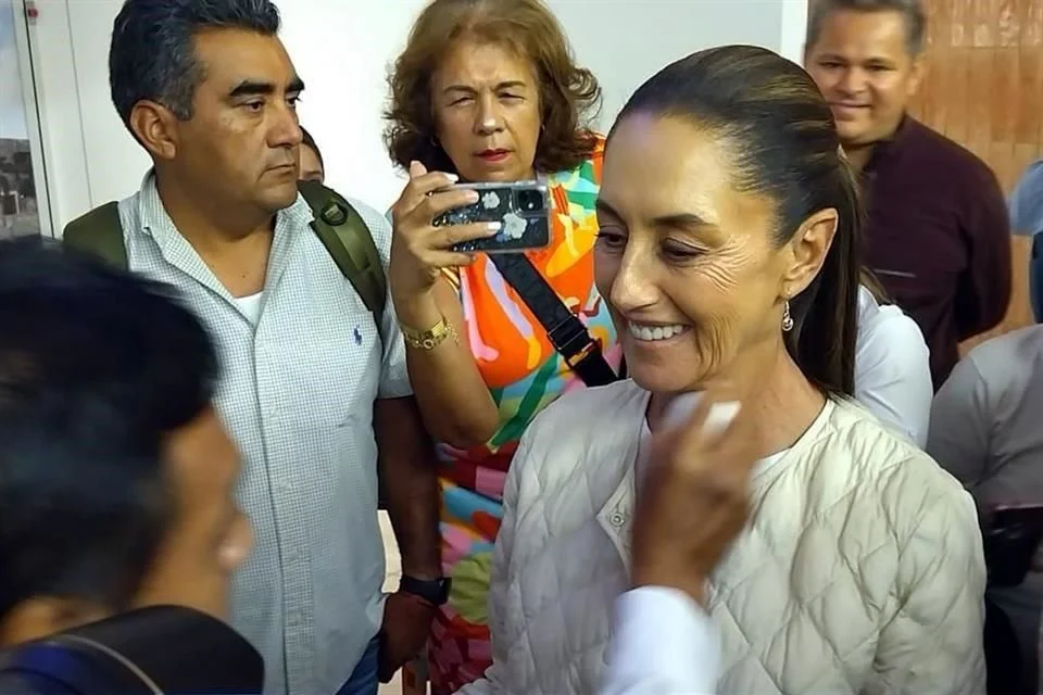 Le hacen una ‘limpia’ a Sheinbaum en Mérida