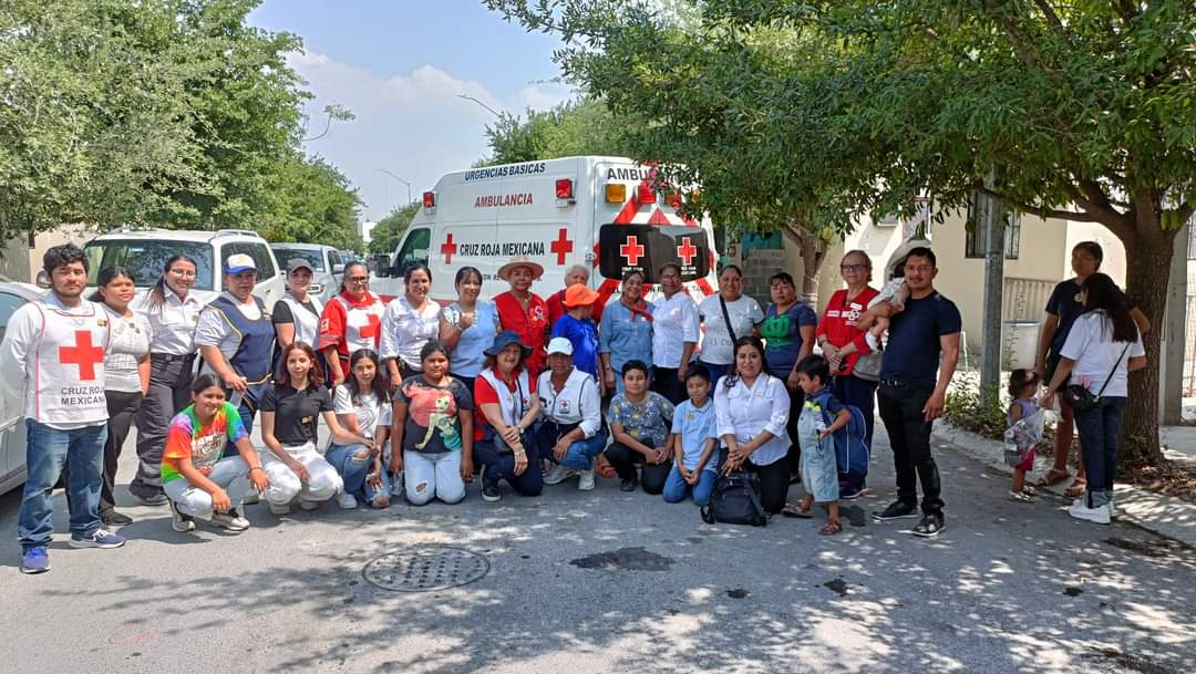 Festeja Cruz Roja Reynosa a niños de Puerta del Sol