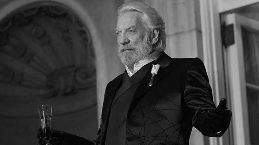 ‘Panem’ está de luto; muere Donald Sitherland, actor que dio vida al presidente Snow
