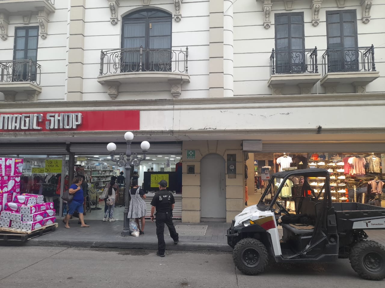 Guardia Estatal mantiene proximidad y vigilancia en negocios y centros comerciales