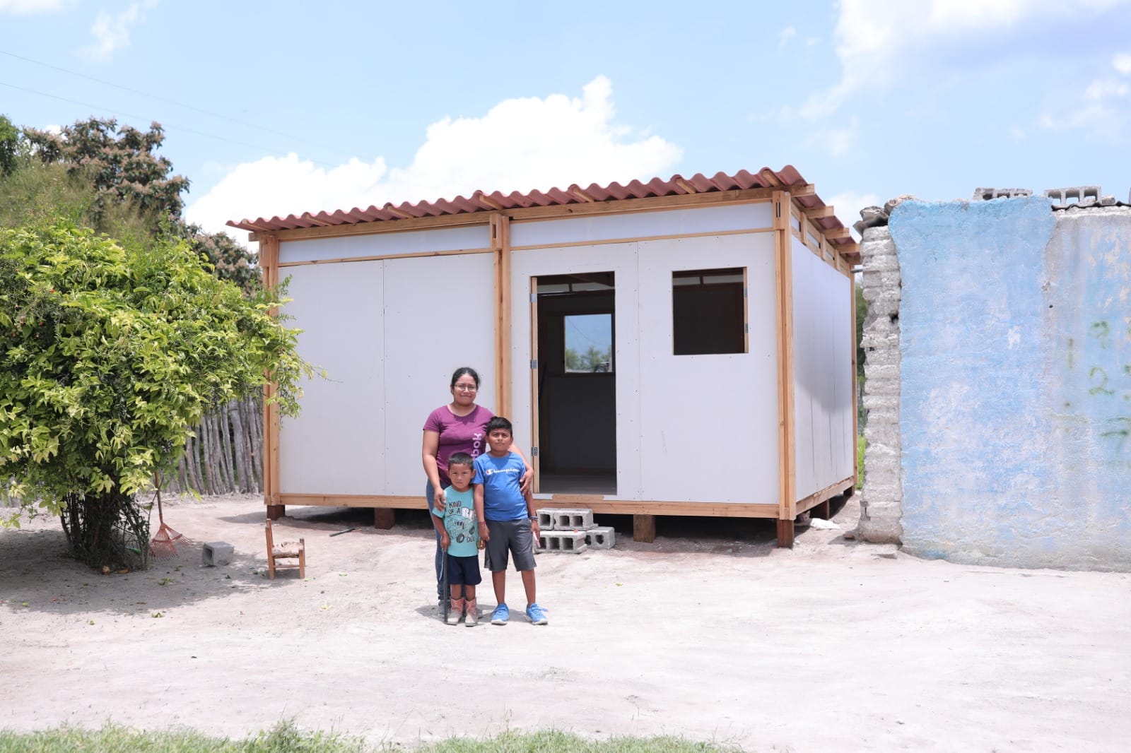 Atienden el DIF Tamaulipas y la Fundación Techo a nueve comunidades de Tula