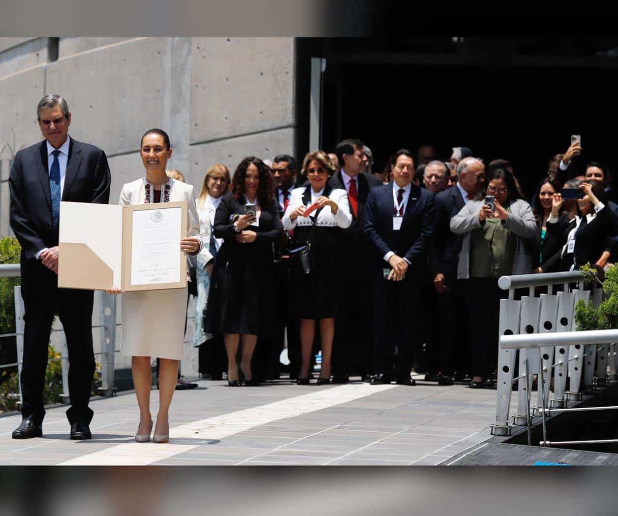 ‘Hoy llegamos todas’: Claudia Sheinbaum