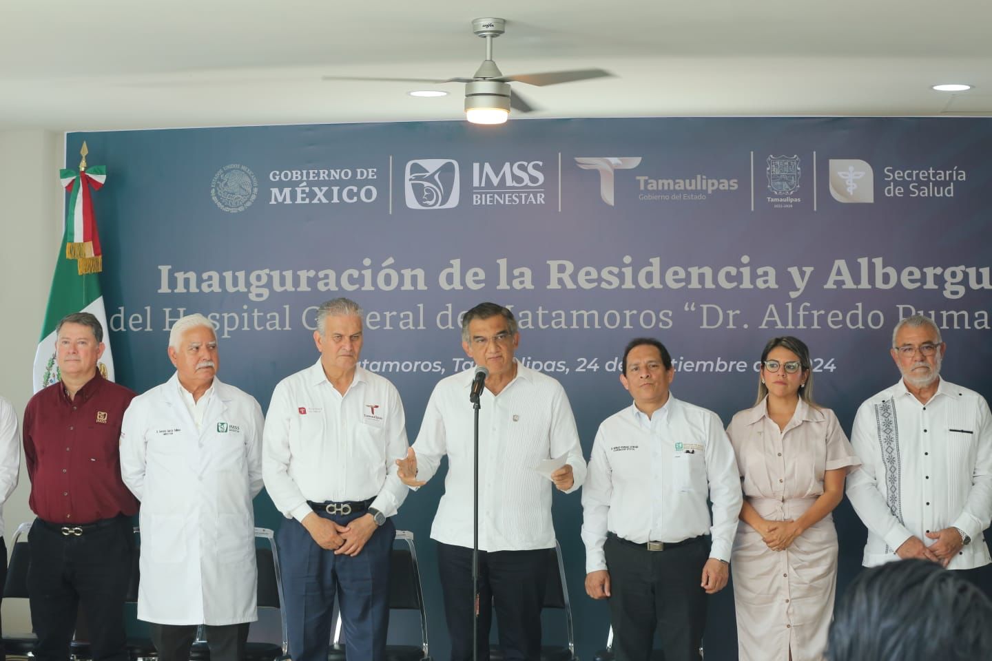El gobernador Américo inaugura albergue y residencia en hospital de Matamoros durante enlace con el presidente AMLO