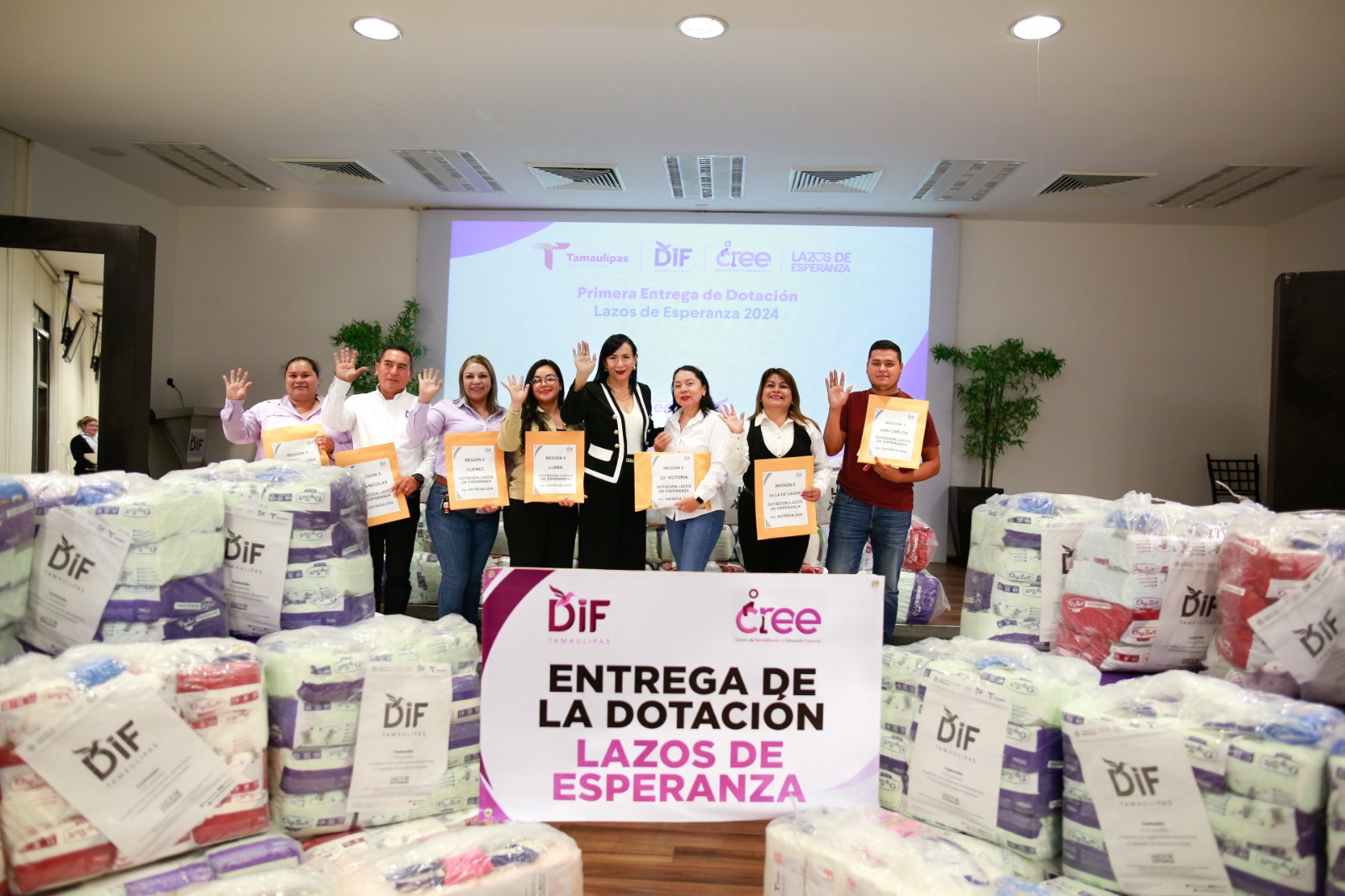 DIF Tamaulipas Beneficia a mil 800 personas con discapacidad severa mediante el programa “Lazos de Esperanza”