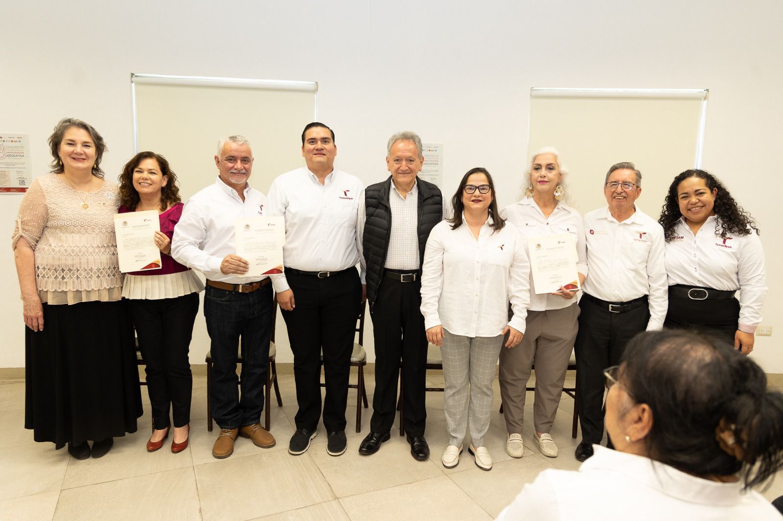 Secretaría de Educación Entrega nombramientos al interior de la institución