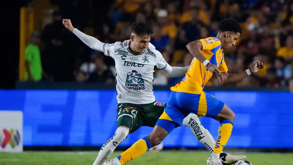 Tigres rescata un polémico empate frente al León en la jornada 10 del Apertura 2024