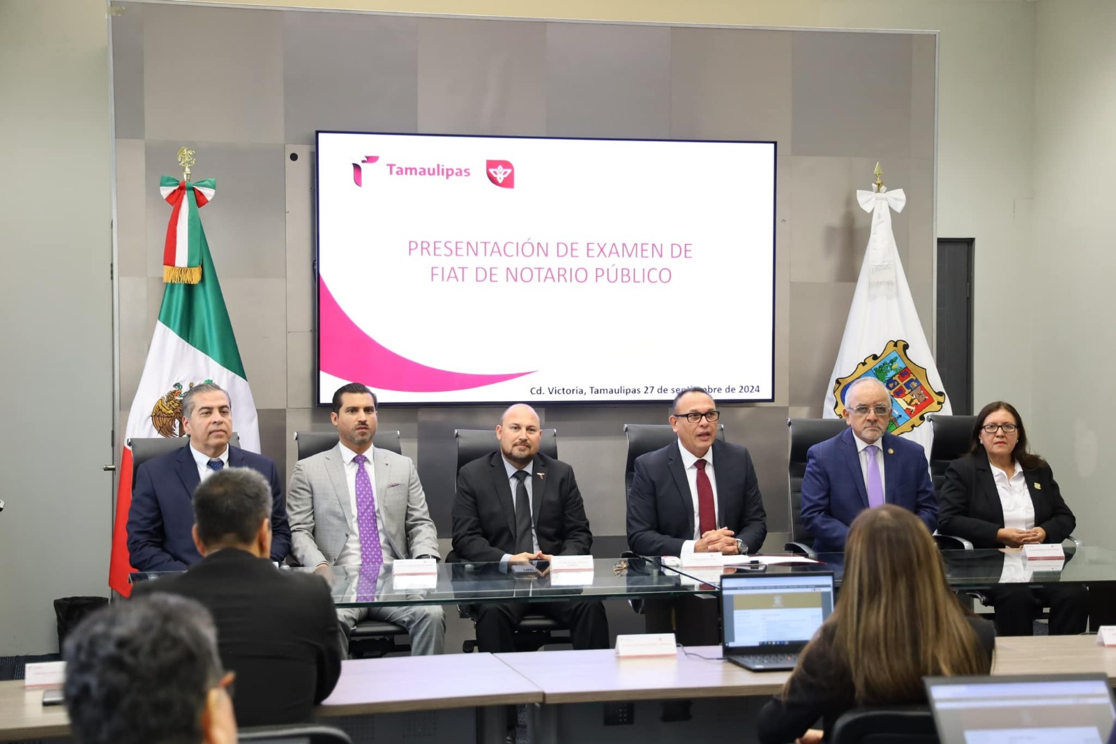 Se realizan examen para aspirantes a los notarios públicos en Tamaulipas