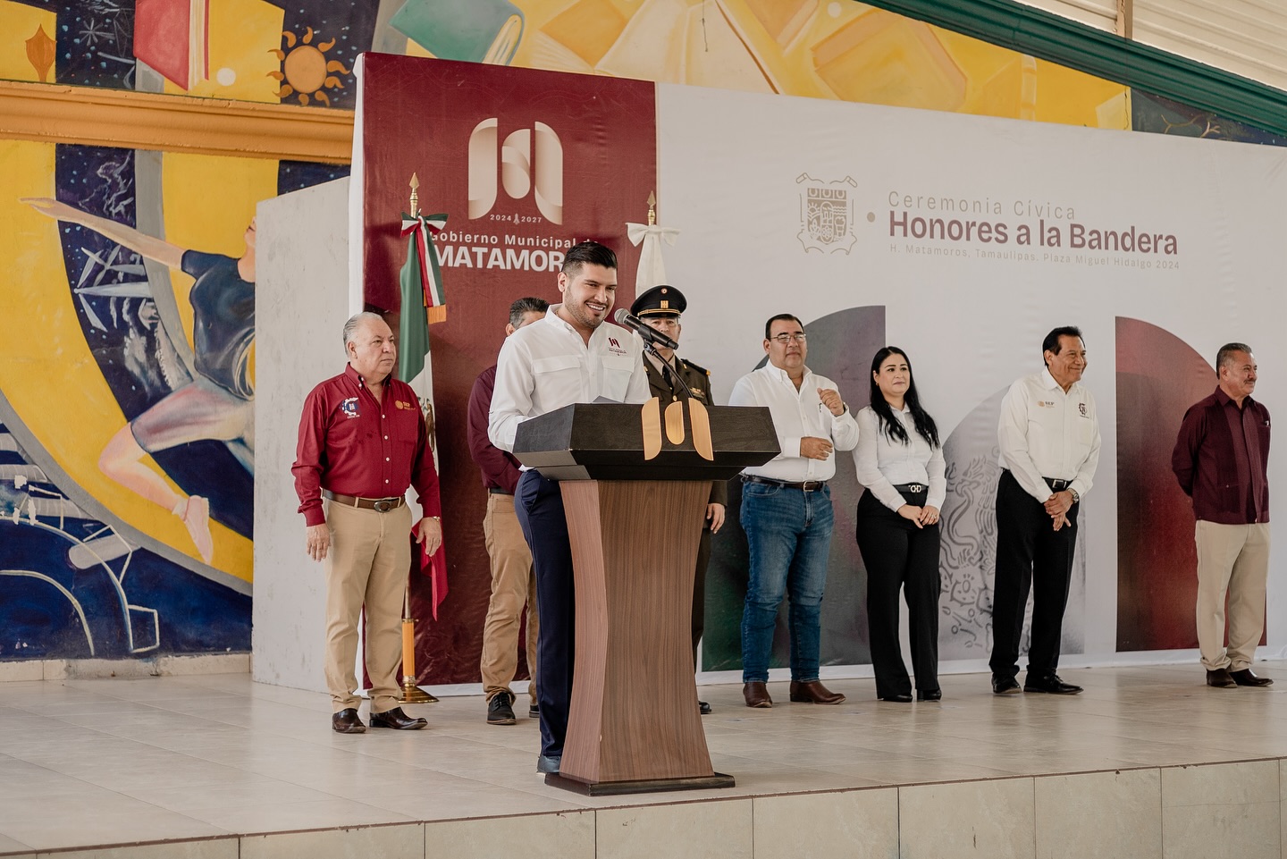 El alcalde Beto Granados encabeza la colocación de la primera piedra en el CBTIS 135 de Matamoros.