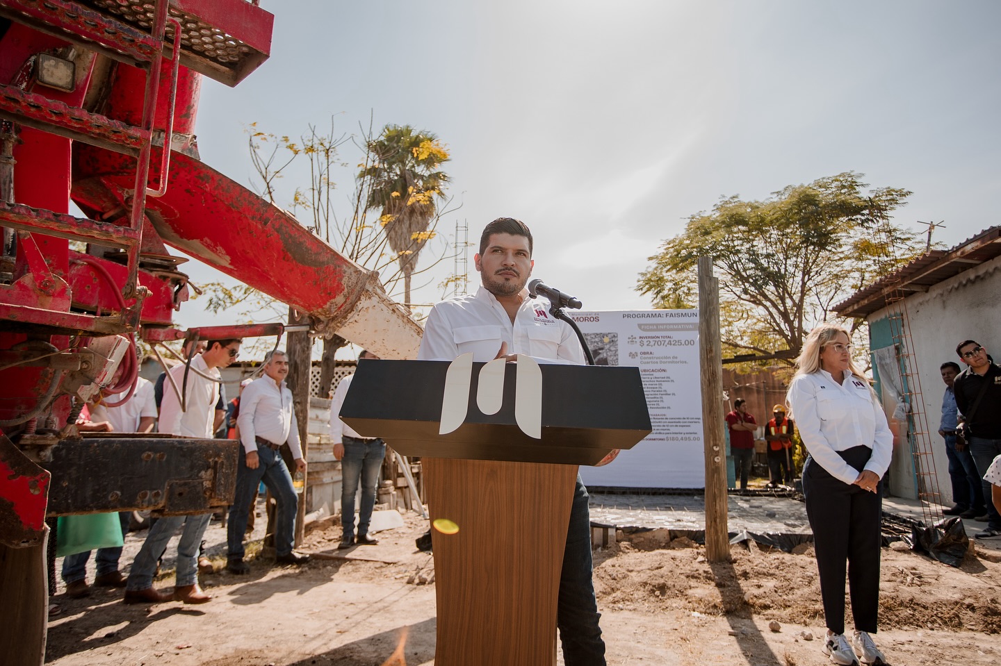 El alcalde Beto Granados impulsa construcción de dormitorios en Matamoros