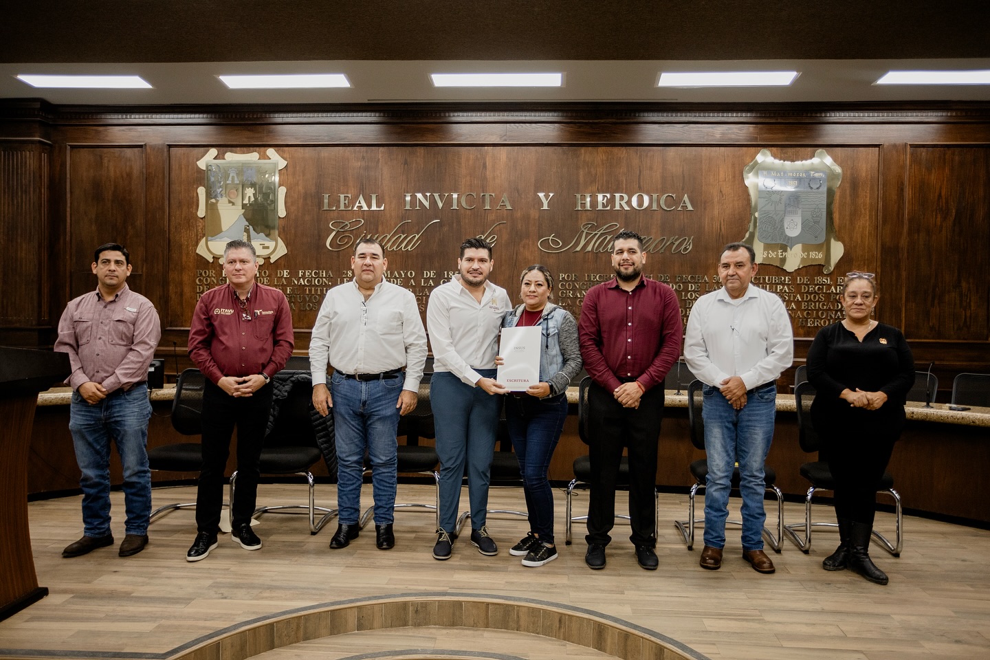 El alcalde Beto Granados transforma vidas con la entrega de escrituras en Matamoros