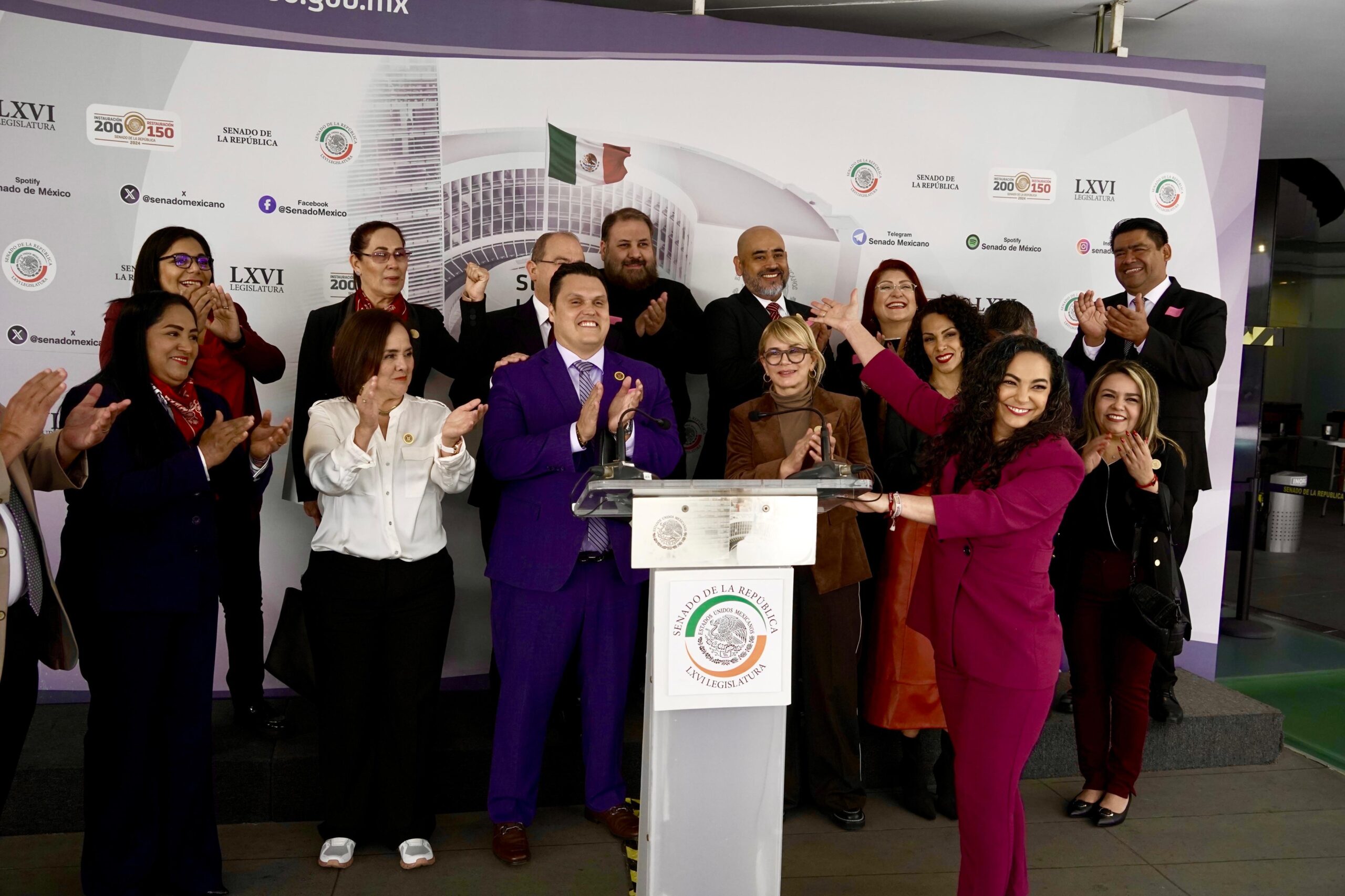 Conferencia de prensa de la senadora Olga Sosa Ruiz