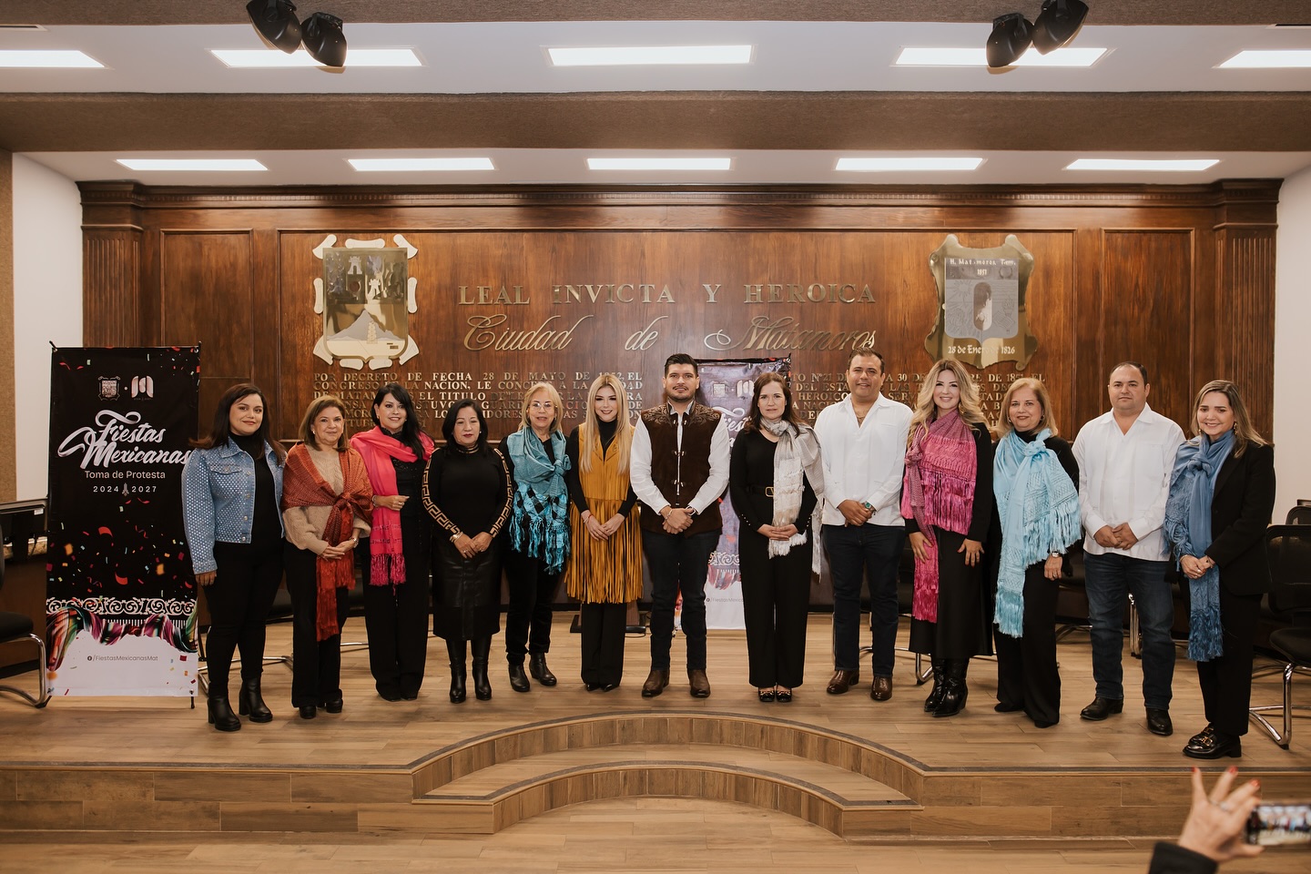 Alcalde Beto Granados encabeza la toma de protesta del Comité de Fiestas Mexicanas