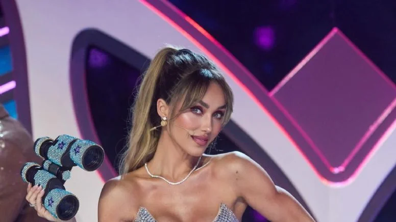 Televisa acusa a Anahí de hacer trampa en “¿Quién es la Máscara?”