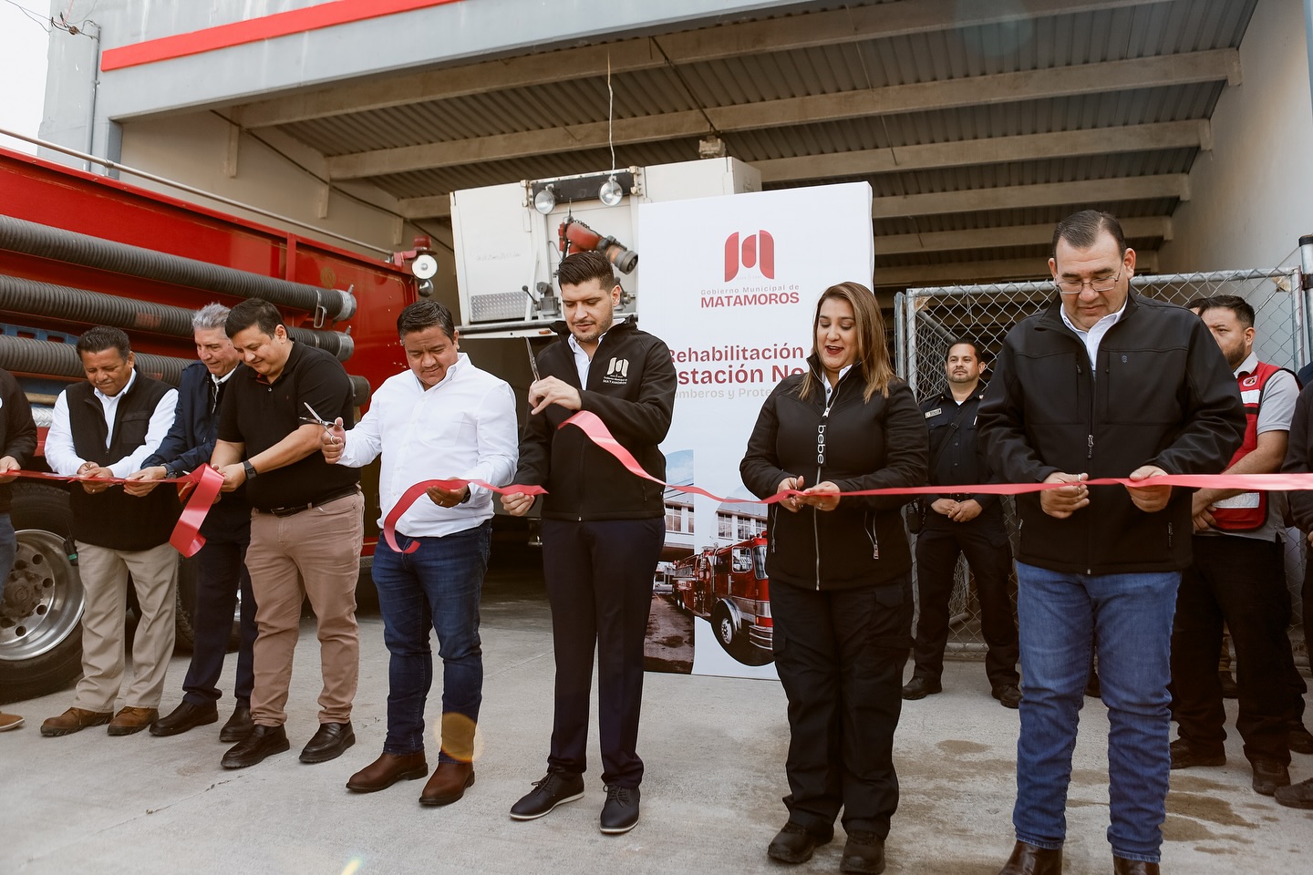 El alcalde Beto Granados reabre estación de Bomberos de la Ciudad Industrial en Matamoros