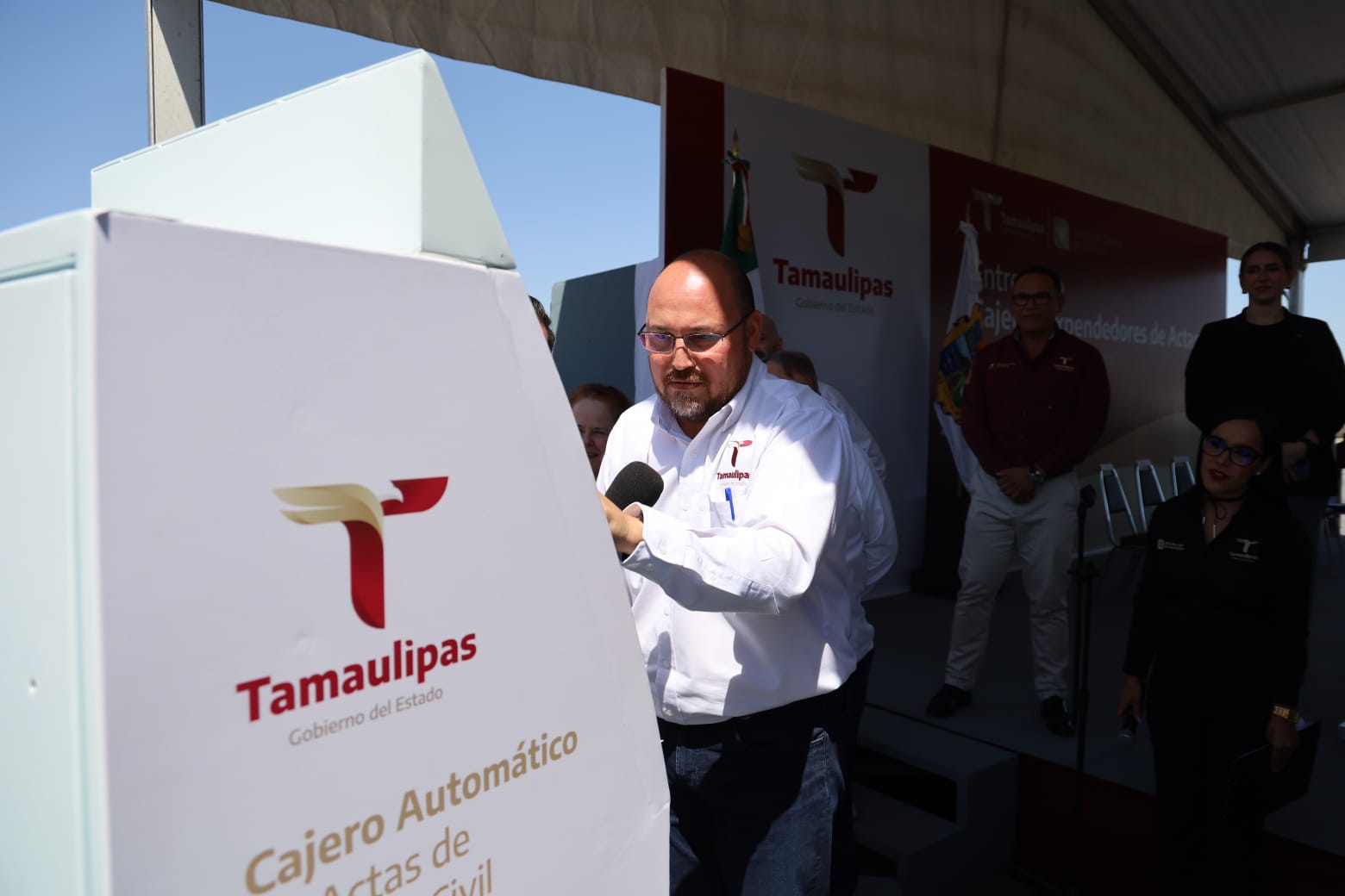 Gobierno de Tamaulipas impulsa modernización con la entrega de cajeros expendedores de actas