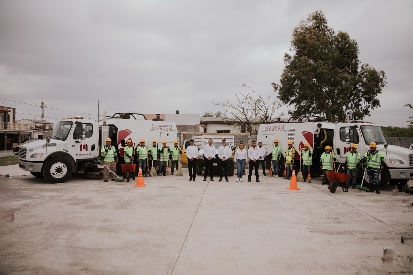 El alcalde Beto Granados entrega barredoras y equipo de limpieza para reforzar a la Cuadrilla Renace