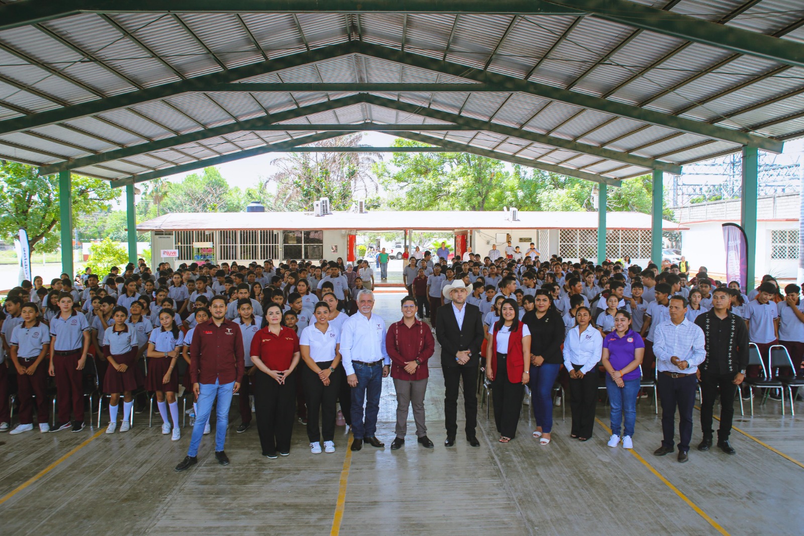 Lleva Injuve campaña “Piénsalo Dos Veces” a jóvenes del poblado El Barretal, en Padilla