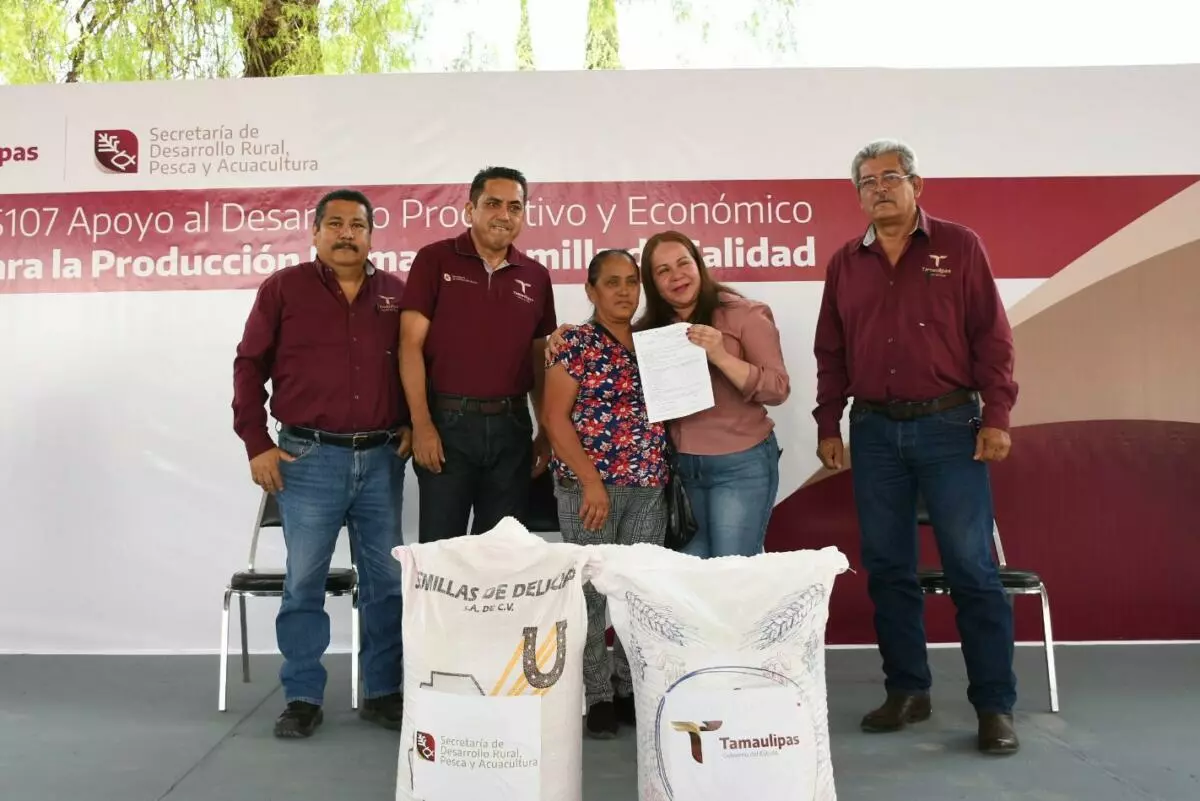 El Gobierno de Tamaulipas refuerza el desarrollo rural con entrega de semilla de avena en la región del altiplano