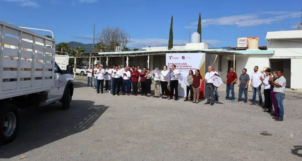 Da la SET banderazo a entrega de insumos para el mantenimiento escolar en planteles de Tamaulipas