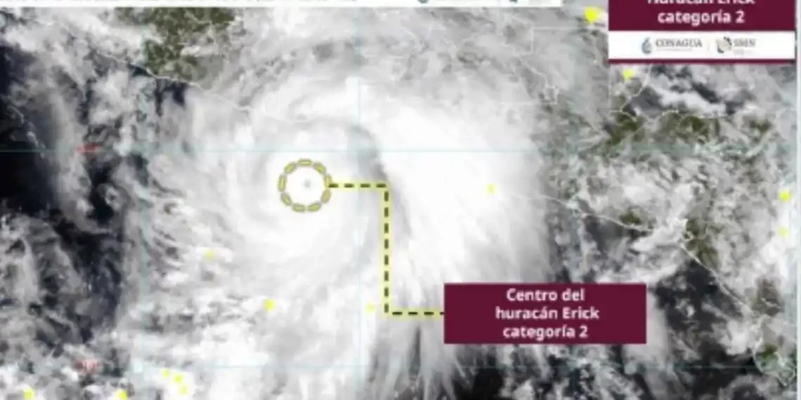 ¿Dónde se encuentra localizado el huracán Erick en su categoría 2?