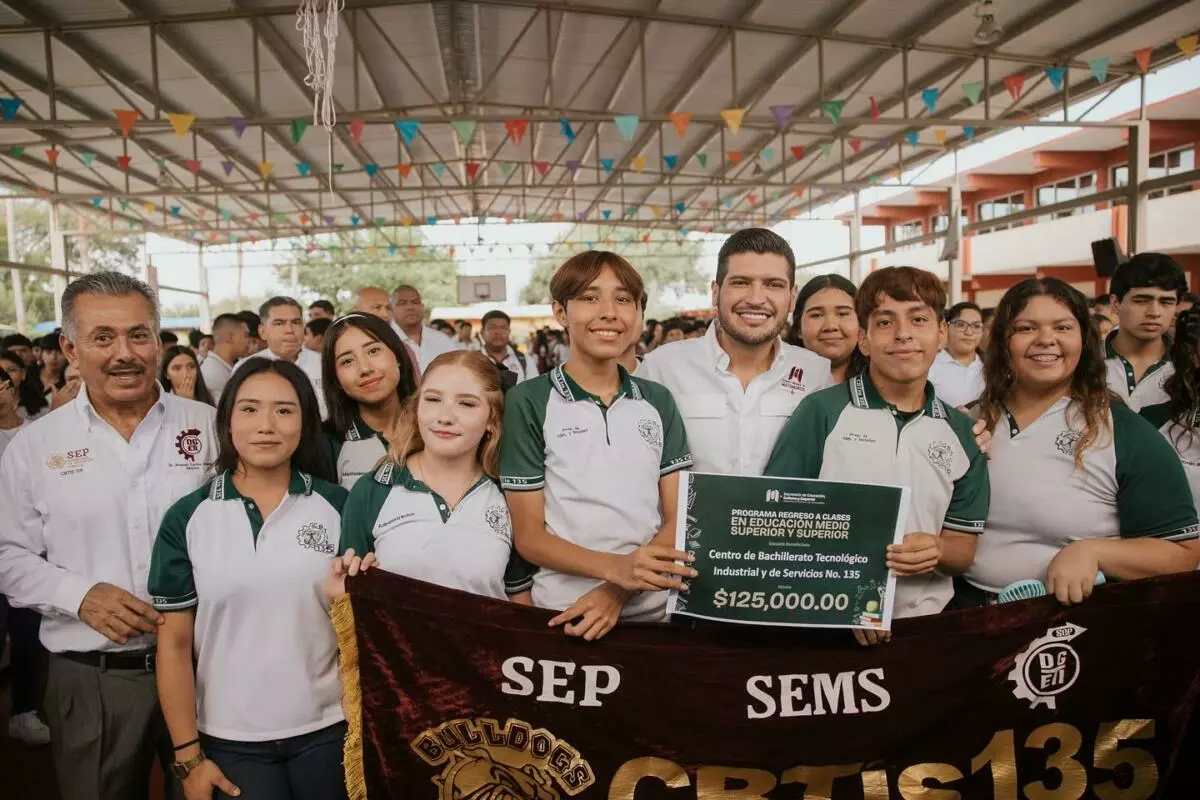 El alcalde Beto Granados arranca el programa “Regreso a Clases 2025”