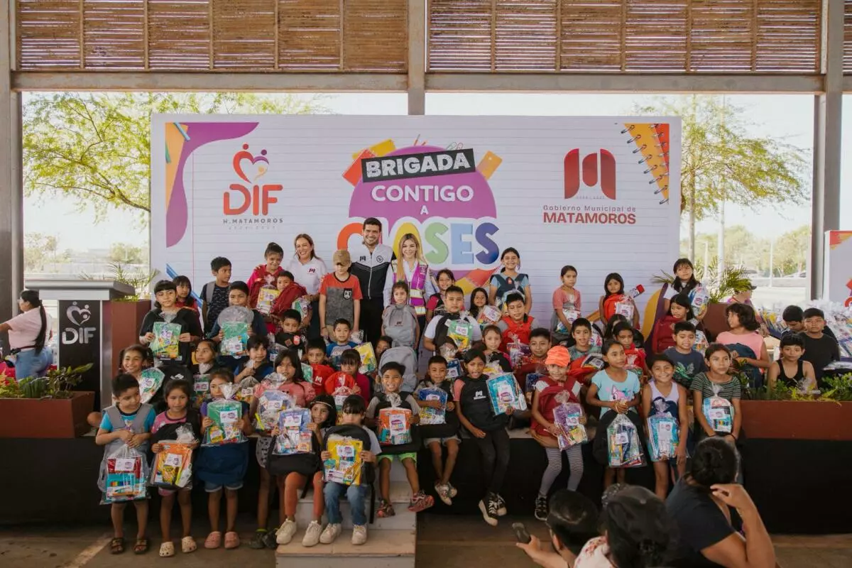 El alcalde Beto Granados acompaña brigada “Contigo a Clases” en la colonia Santa María