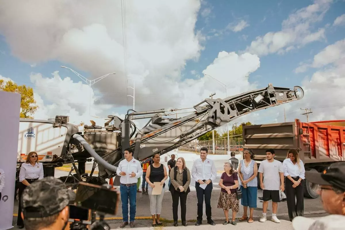 El alcalde Beto Granados dio inicio a pavimentación asfáltica en la colonia Los Sauces