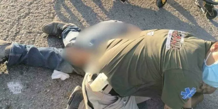Adulto mayor derrapa en motocicleta tras perder el control en Matamoros, Tamaulipas