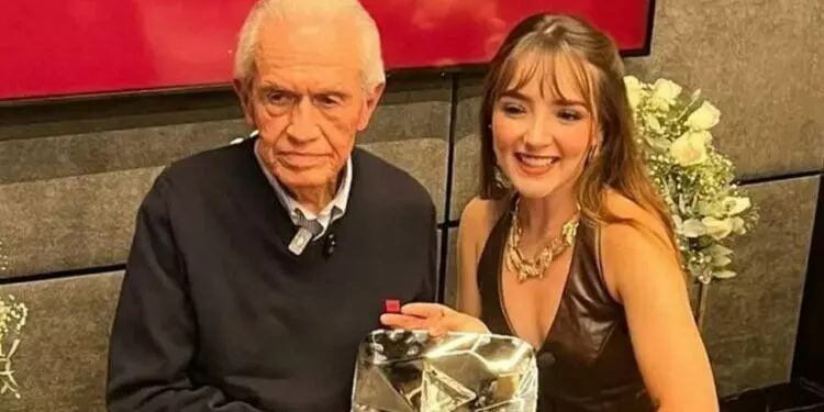 La Rosa de Guadalupe recibe la Placa Diamante de YouTube por su éxito global