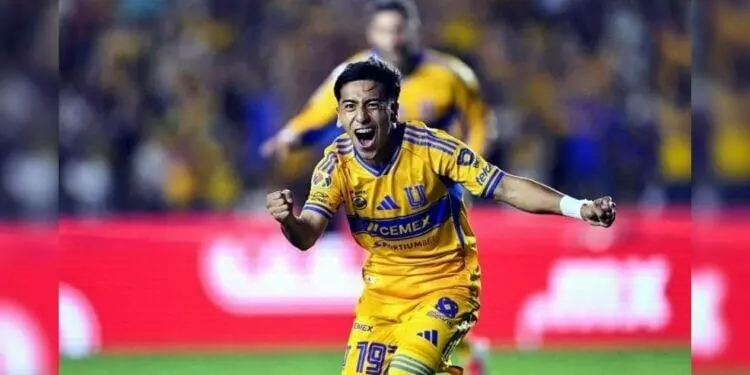 Es tu hora, ‘Chicha’: el joven que vibra con su primer Clásico Regio