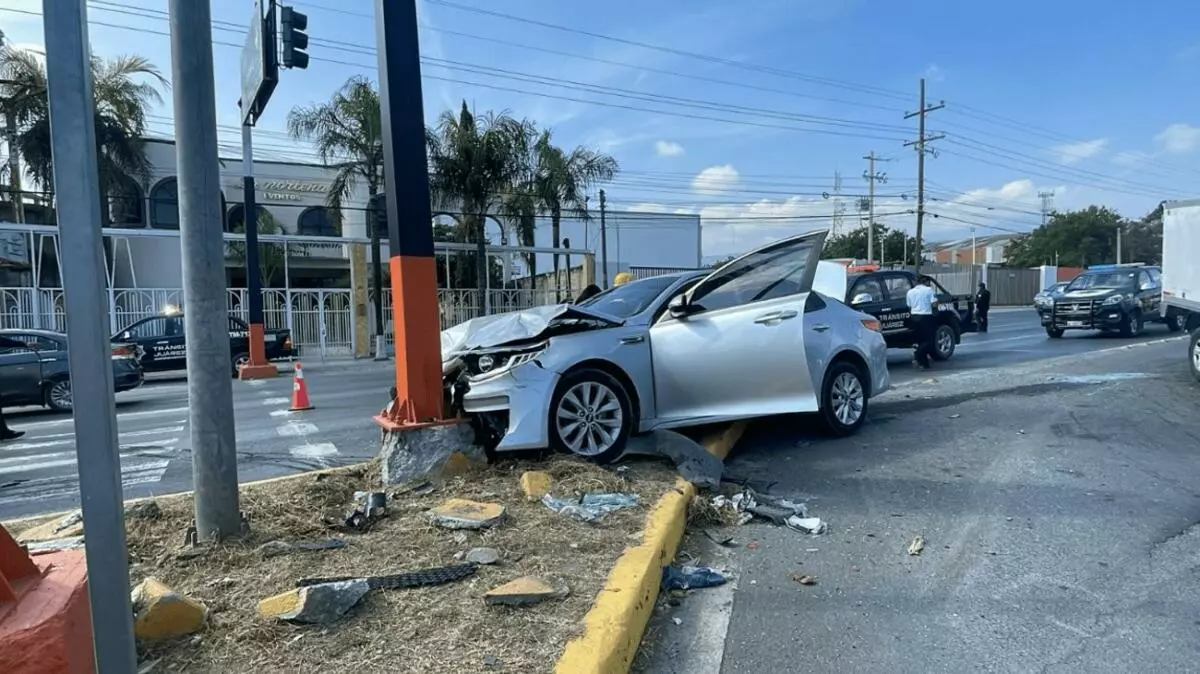 Choque deja tres lesionados en Carretera a Reynosa