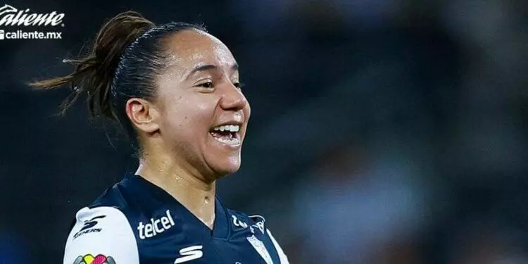 Charlyn Corral rompe récord y se queda otra vez con el título de goleo en la Liga MX Femenil