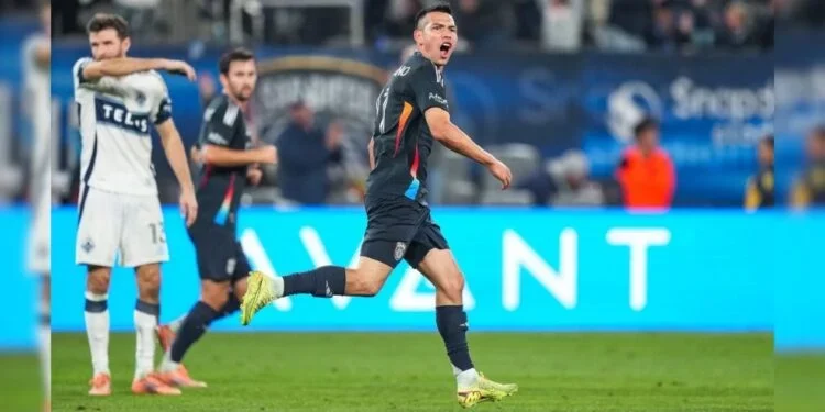 ‘Chucky’ Lozano apunta a seguir en San Diego tras final de conferencia