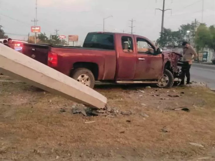 Se proyecta contra poste en Reynosa, Tamaulipas