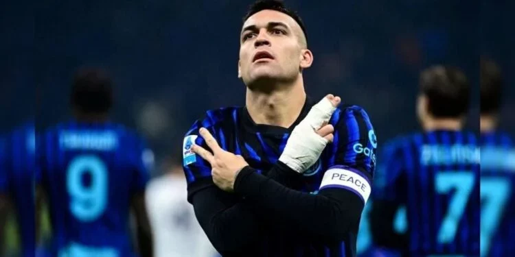 Inter retoma liderato en Serie A gracias a brillante Martínez