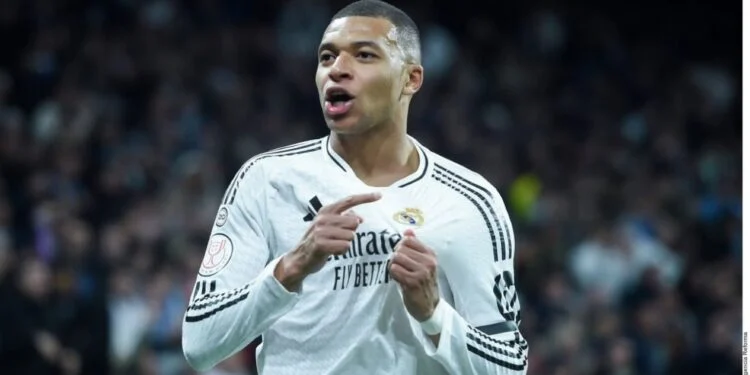 Mbappé no jugará la Supercopa de España con Real Madrid