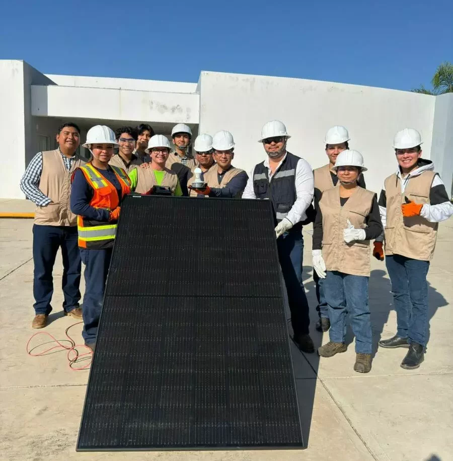 SEDENER concluye formación técnica para instalar sistemas fotovoltaicos autónomos en hogares