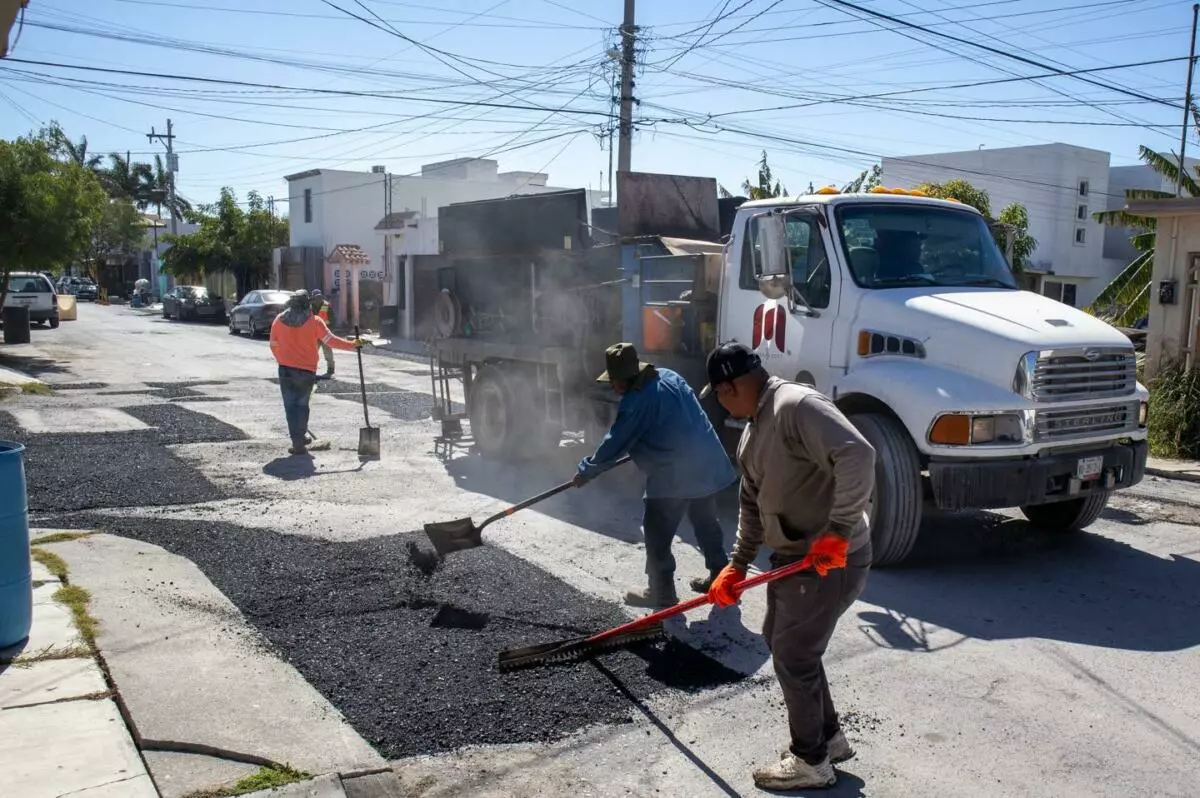Gobierno Municipal de Matamoros mantiene programa permanente de bacheo