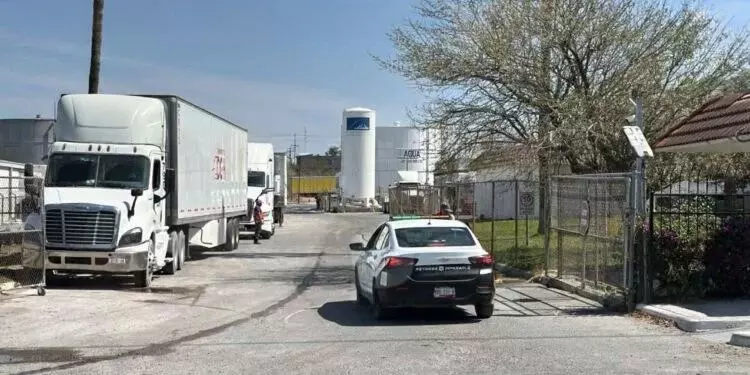 Incendio en maquiladora moviliza a equipos de emergencia en Reynosa, Tamaulipas